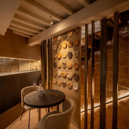 Gasthuis Forma Your Boutique 4*