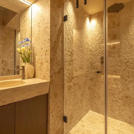 Forma Your Boutique 4*