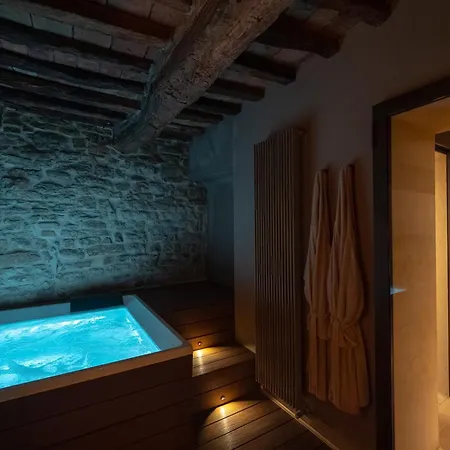 Gasthuis Forma Your Boutique